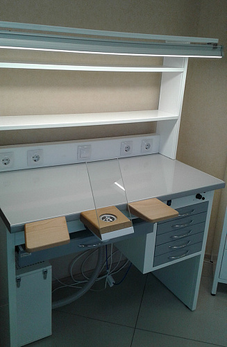 ВИТАЛИЯ СЛ-Т7 - зуботехнический стол с пылесосом